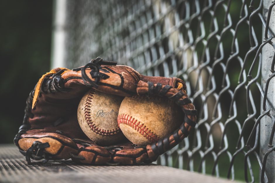Should I Grade My Baseball Cards Before Selling Them?